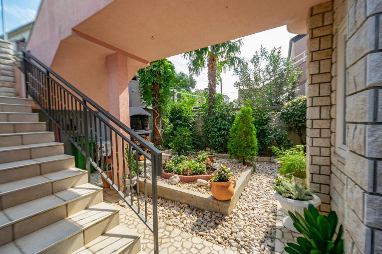 Two-Bedroom Apartment in Crikvenica XCVII Esterno foto