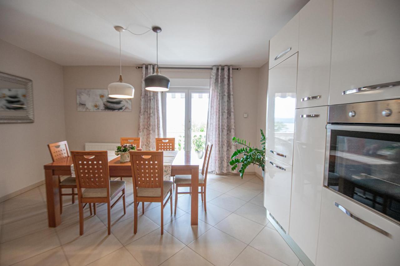 Two-Bedroom Apartment in Crikvenica XCVII Esterno foto